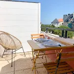 Duplex 2 Pieces Port Cabourg - 2 A 4 Personnes - Terrasse - Vue Port - Proche Апартаменты Див-сюр-Мер