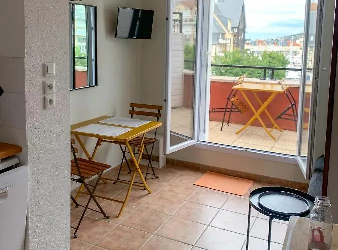 Apartament Duplex 2 Pieces Port Cabourg - 2 A 4 Personnes - Terrasse - Vue Port - Proche