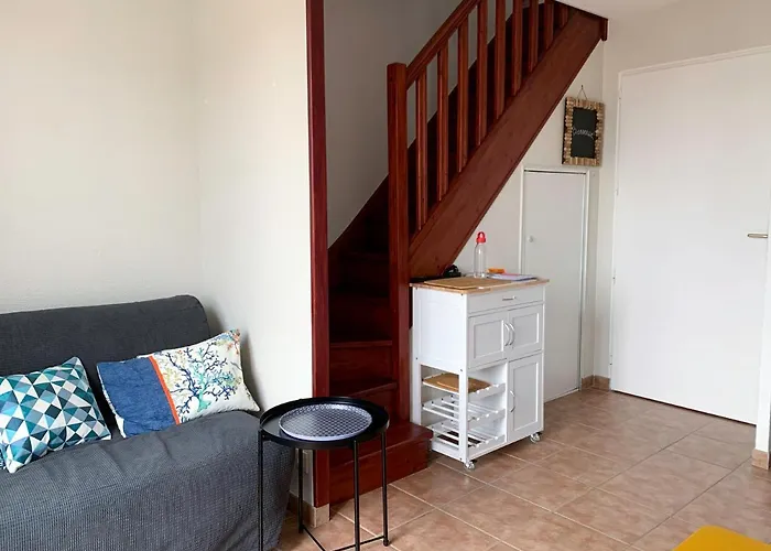 Duplex 2 Pieces Port Cabourg - 2 A 4 Personnes - Terrasse - Vue Port - Proche Apartament